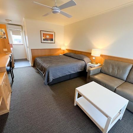 Summerhill Motor Inn (Adults Only) Merimbula Exteriér fotografie